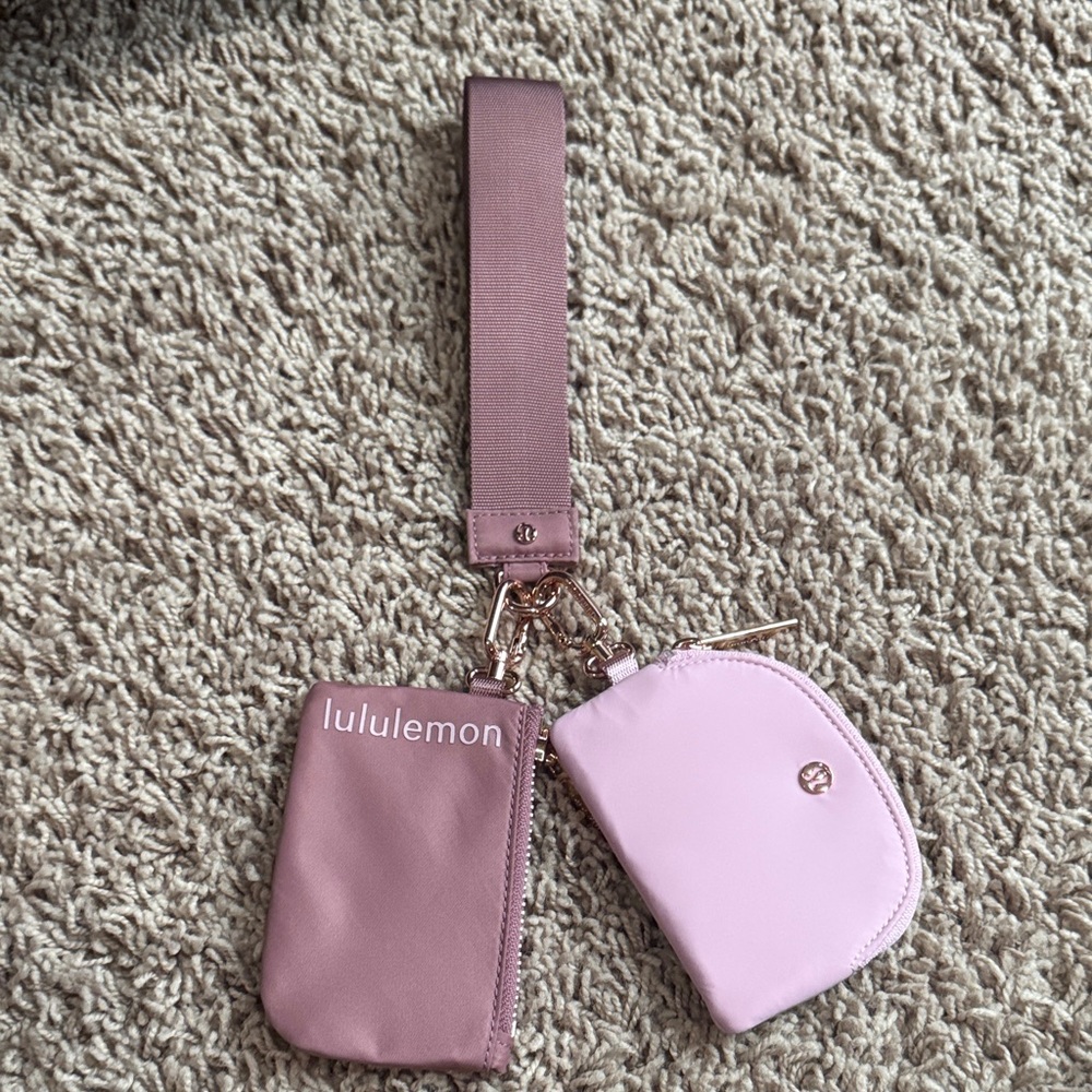NWOT lululemon athletica Dual Pouch Wristlet